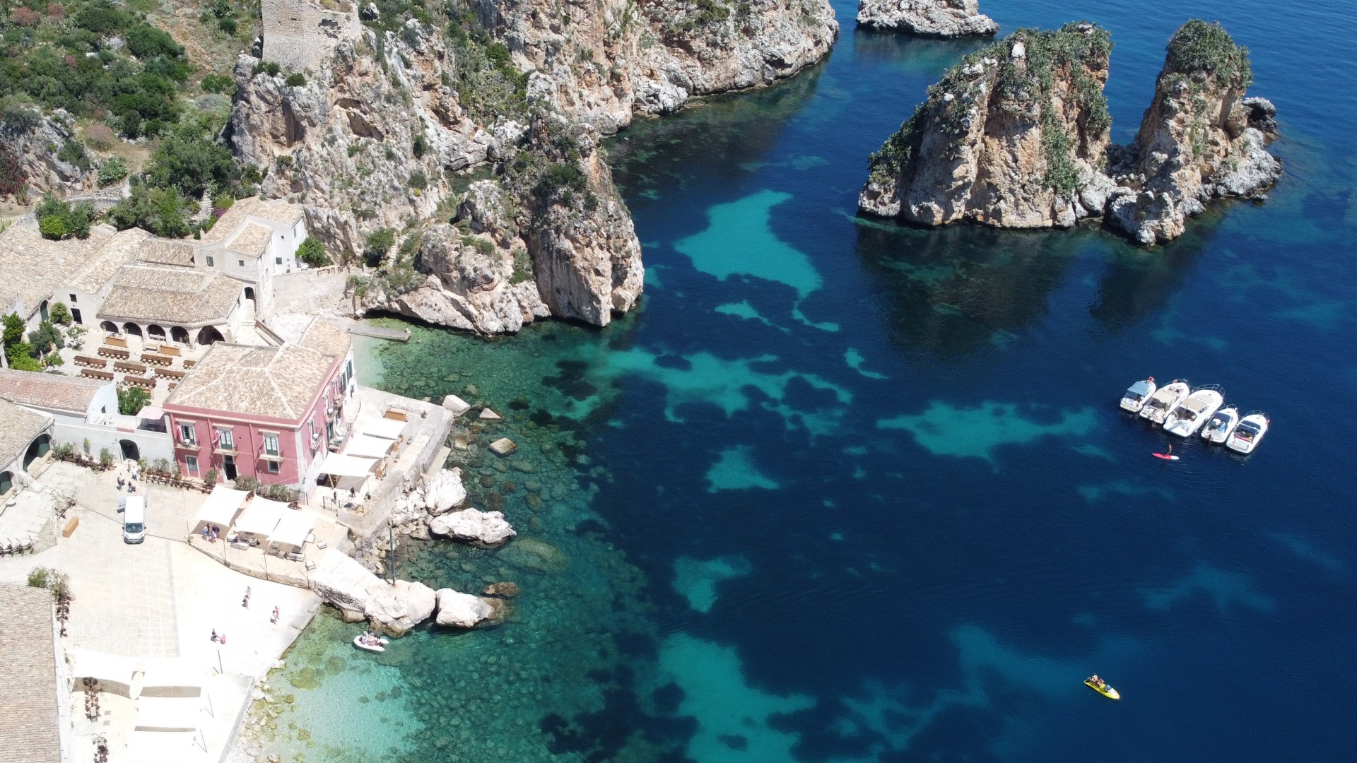 Scopello, Riserva dello Zingaro e San Vito lo capo Costa Tirrena tour in VAN intera Giornata - Ab Vacanze Trapani