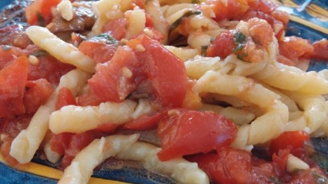 Fotoricetta Busiata con pesto alla trapanese tipica Siciliana